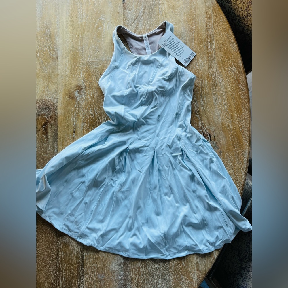 NWT LuluLemon Court Crush Tennis Dress, sz 6 baby blue